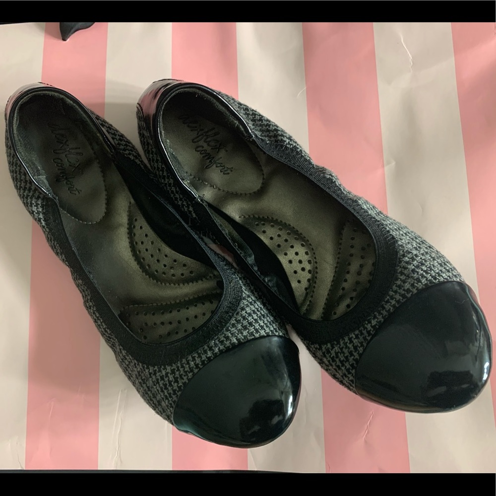 Womens DexflexComfort Black/Gray Tweed BalletFlats
